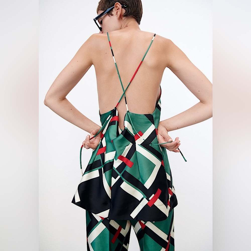 NWT Zara Geometric Print Top - Picture 3 of 5